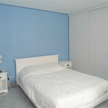 House En Plein Coeur D'arago 펜션 *